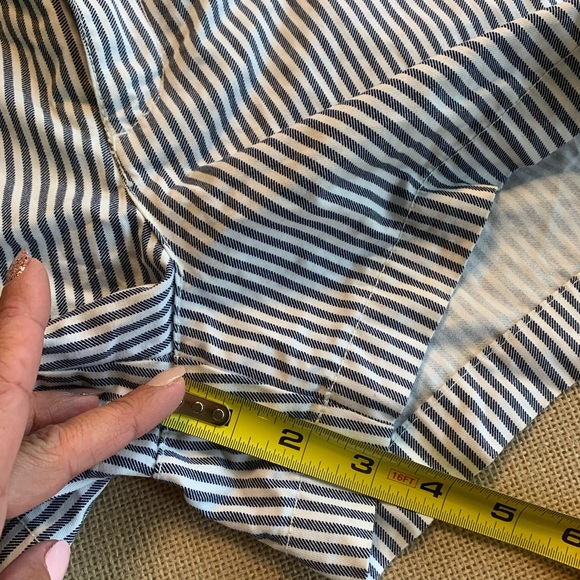 Striped Old Navy Shorts - Picture 4 of 4